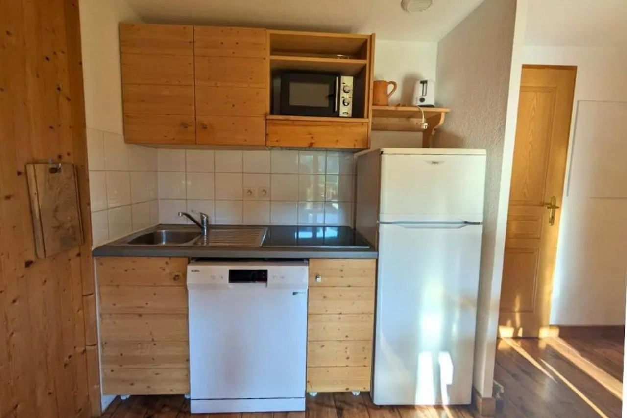 Chalet Moeki Acces Piscine Sauna Les Déserts Ferienhaus